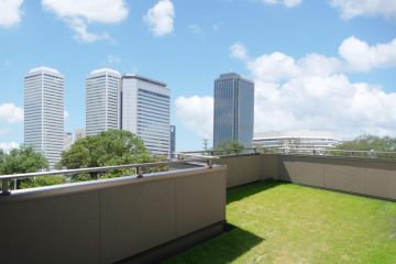 ルーフバルコニーの価格相場は?注文住宅に設置するときのポイント