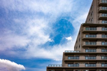 ルーフバルコニーで後悔しない注文住宅づくり｜失敗例と対策を徹底解説